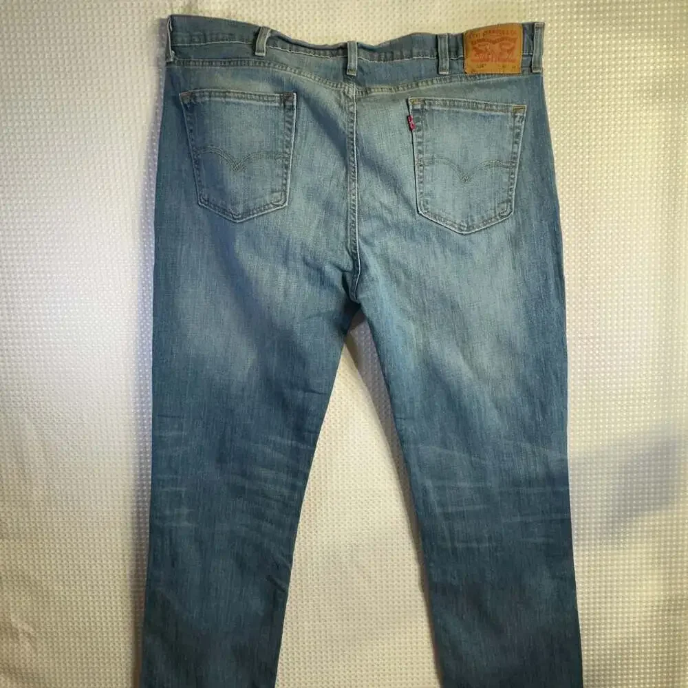 514™ Straight Fit Men's Jeans - Medium Wash